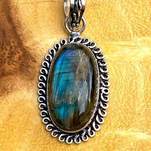 Labradorite Pendant